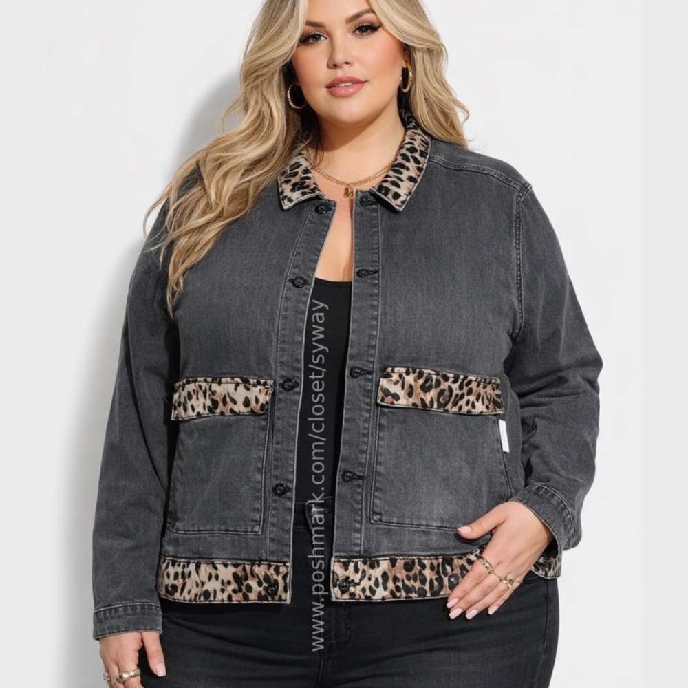 LuLaRoe Kenny Light Wash Denim Jacket Cheetah Trim